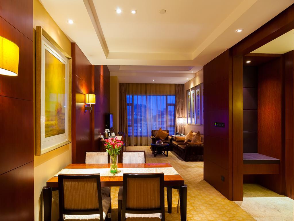 Celebrity City Hotel Ченду Номер фото