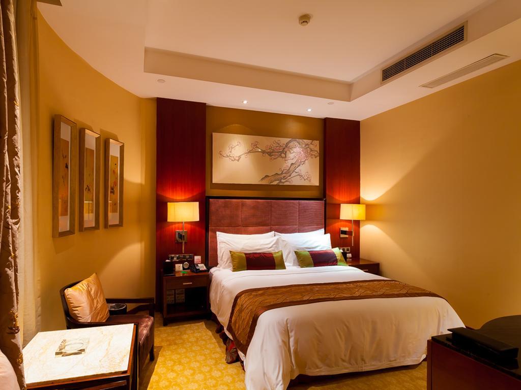 Celebrity City Hotel Ченду Номер фото