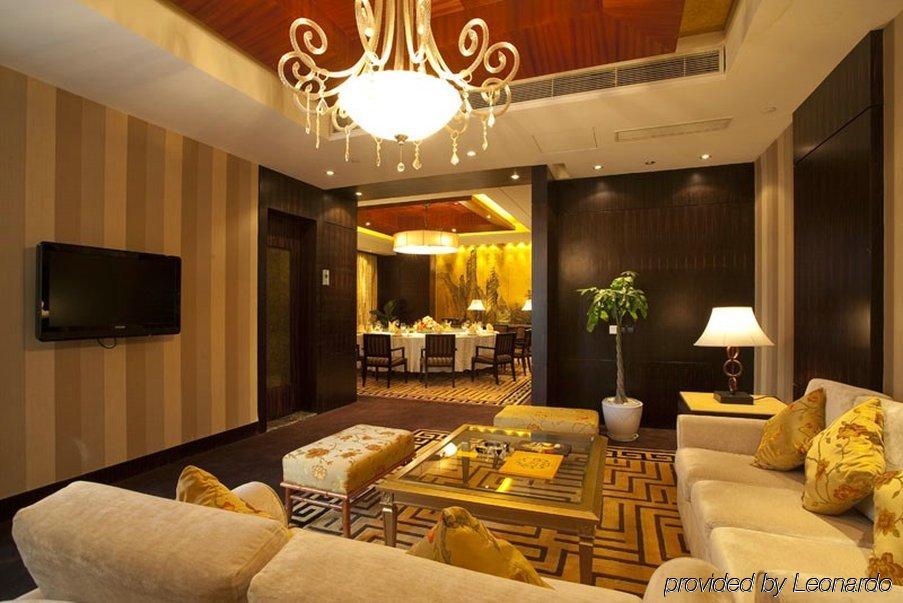 Celebrity City Hotel Ченду Ресторан фото